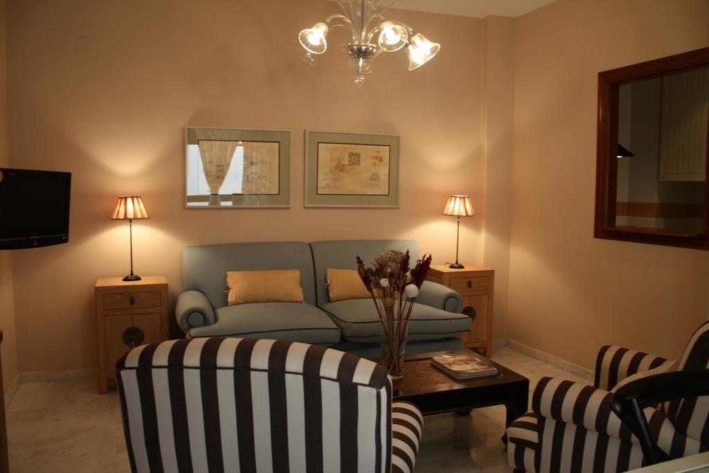 Singular Corral De San Jose Apartment Seville