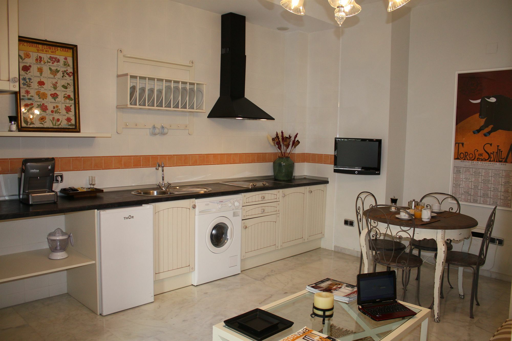 Singular Corral De San Jose Apartment