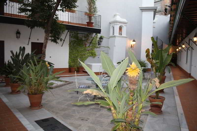 Singular Corral De San José *
